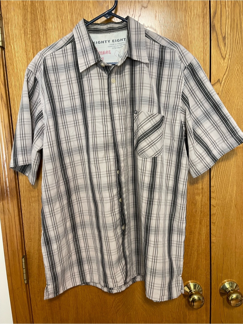 Eighty Eight Men’s Short Sleeve Plaid Button-Down Shirt - White & Black
